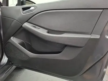 Photo 20 Renault Clio  Blue dCi 100 ch GSR2