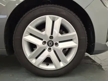 Photo 16 Renault Clio  Blue dCi 100 ch GSR2