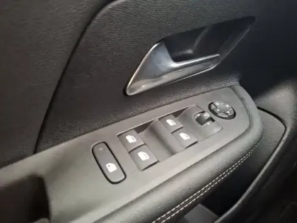 Photo 23 Opel Mokka  Electrique 136 ch & Batterie 50 kWh