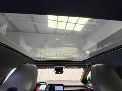 Photo 14 Renault Austral  E-Tech full hybrid 200 GSR2