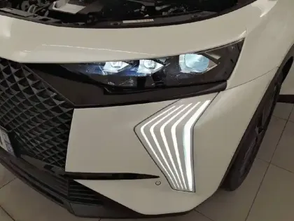 Photo 15 DS DS 7  Hybride Rechargeable E-Tense 225 EAT8