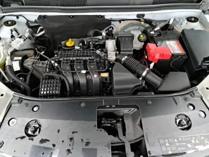 Photo 12 Dacia Sandero  SCe 65