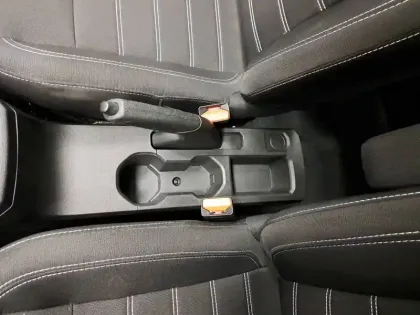 Photo 33 Dacia Sandero  SCe 65