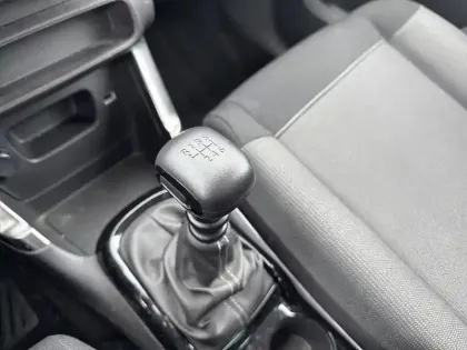 Photo 13 Citroën C3 Aircross  PureTech 110 S&S BVM6