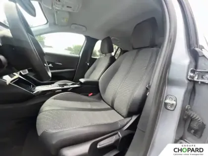 Photo 8 Peugeot 208  Hybrid 100 e-DCS6