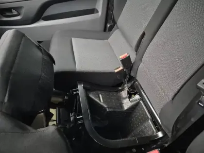 Photo 28 Peugeot Expert  FGN TOLE STANDARD BLUEHDI 145 S&S BVM6