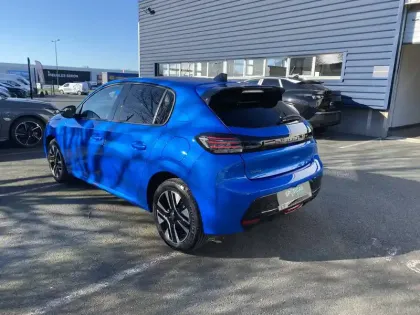 Photo 30 Peugeot 208  Hybrid 100 e-DCS6