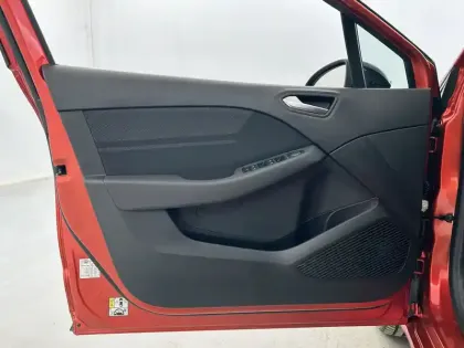 Photo 20 Renault Clio  E-Tech full hybrid 145 ch GSR2