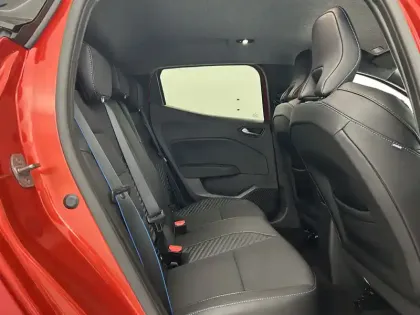 Photo 18 Renault Clio  E-Tech full hybrid 145 ch GSR2