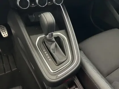 Photo 16 Renault Clio  E-Tech full hybrid 145 ch GSR2