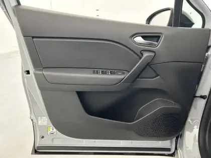 Photo 10 Renault Symbioz  E-Tech full hybrid 145