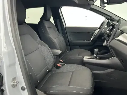 Photo 13 Renault Symbioz  E-Tech full hybrid 145