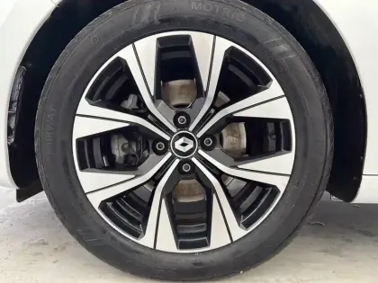 Photo 18 Renault Clio  Blue dCi 100