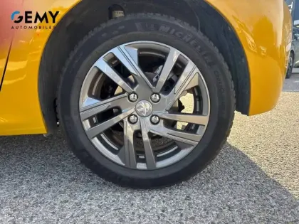 Photo 10 Peugeot 208  PureTech 100 S&S EAT8