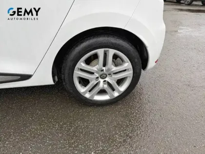 Photo 10 Renault Clio  dCi 75 Energy