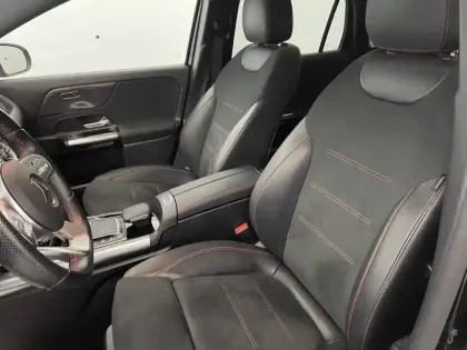 Photo 14 Mercedes GLA  200 7G-DCT