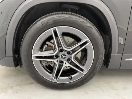 Photo 17 Mercedes GLA  200 7G-DCT