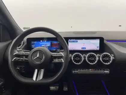 Photo 21 Mercedes GLA  250 e Hybrid EQ 8G-DCT