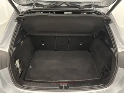 Photo 13 Mercedes GLA  250 e Hybrid EQ 8G-DCT