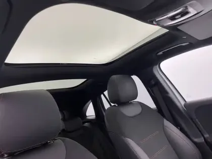 Photo 91 Mercedes GLA  250 e Hybrid EQ 8G-DCT