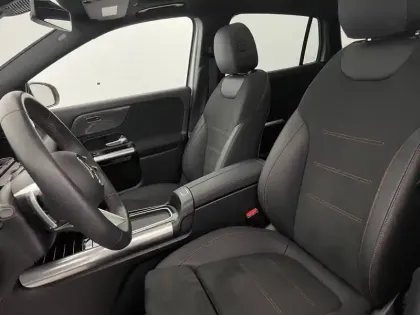 Photo 82 Mercedes GLA  250 e Hybrid EQ 8G-DCT