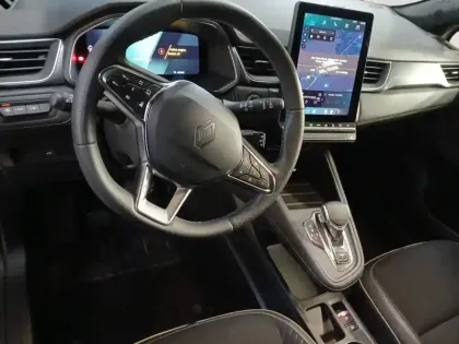 Photo 10 Renault Symbioz  E-Tech full hybrid 145