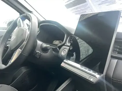 Photo 27 Renault Symbioz  E-Tech full hybrid 145