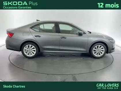 Photo 5 Skoda Octavia  1.5 TSI Hybrid 150 ch ACT DSG7