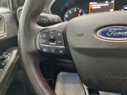 Photo 15 Ford Focus 1.0 Flexifuel mHEV 125ch ST-Line Style