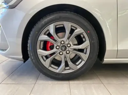 Photo 13 Ford Focus 1.0 Flexifuel mHEV 125ch ST-Line Style