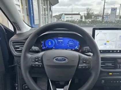 Photo 6 Ford Focus SW 1.0 Flexifuel mHEV 125ch Titanium X Business Powershift