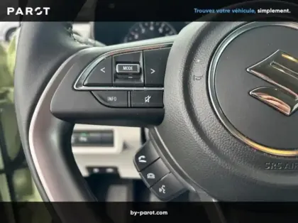 Photo 17 Suzuki Swift 1.2 Hybrid 83ch Pack