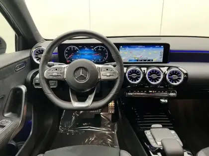 Photo 44 Mercedes Classe A 200 d AMG Line