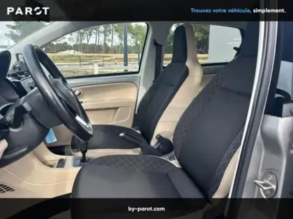 Photo 9 Ford Kuga 2.5 Duratec 180ch Hybrid FlexiFuel Titanium Business Powershift