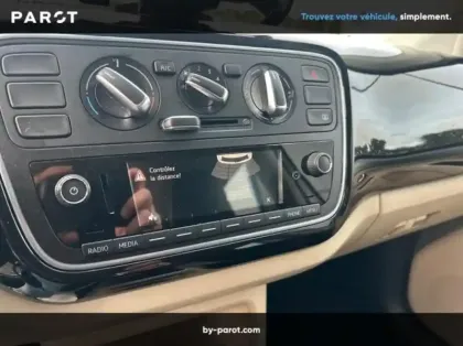 Photo 15 Ford Kuga 2.5 Duratec 180ch Hybrid FlexiFuel Titanium Business Powershift