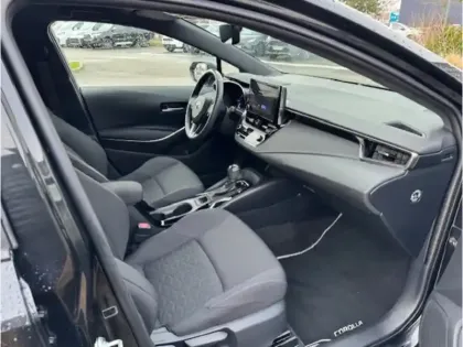 Photo 15 Toyota Corolla Hybrid Dynamic 1.8 122 ch