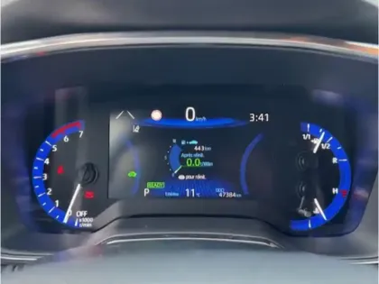 Photo 8 Toyota Corolla Hybrid Dynamic 1.8 122 ch