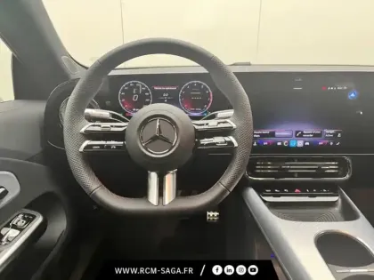 Photo 49 Mercedes CLA Coupe 200 AMG Line