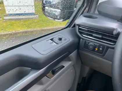 Photo 5 Ford Tourneo Custom 340 L2H1 2.5 Duratec 232ch Hybride rechargeable Titanium X CVT