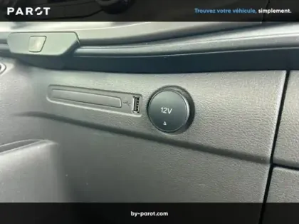 Photo 21 Ford Transit Châssis CCb P350 L1 RJ 2.0 EcoBlue 170ch S&S Ambiente