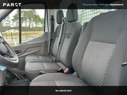 Photo 8 Ford Transit Châssis CCb P350 L1 RJ 2.0 EcoBlue 170ch S&S Ambiente