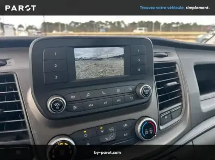 Photo 16 Ford Transit Châssis CCb P350 L1 RJ 2.0 EcoBlue 170ch S&S Ambiente