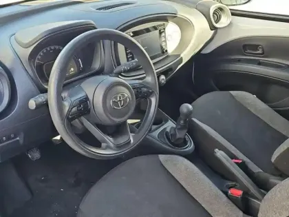 Photo 11 Toyota Aygo  X 1.0 VVT-i 72ch Dynamic