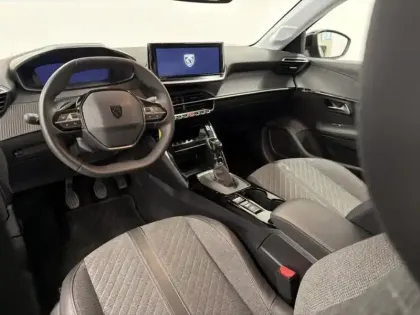 Photo 10 Peugeot 208  1.2 PureTech 100ch S&S Allure