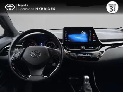 Photo 8 Toyota C-HR  122h Design 2WD E-CVT RC18