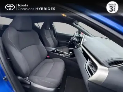 Photo 5 Toyota C-HR  122h Design 2WD E-CVT RC18