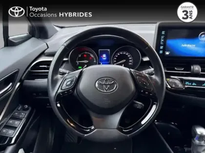 Photo 12 Toyota C-HR  122h Design 2WD E-CVT RC18