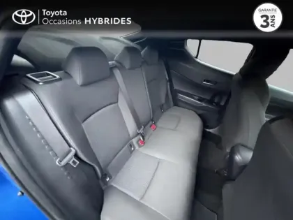Photo 6 Toyota C-HR  122h Design 2WD E-CVT RC18