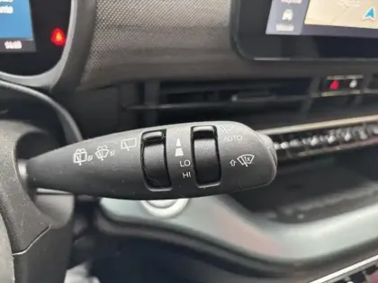 Photo 11 Fiat 500  e 118ch Giorgio Armani Collectors Edition MY25