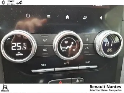 Photo 11 Renault Megane  1.5 Blue dCi 115ch Evolution